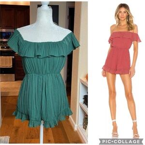 Lovers + Friends Off Shoulder Pleated Romper Hunter Green Size S